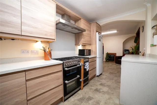 Photo 2 — Rufford Avenue, Mansfield, Nottinghamshire, NG18