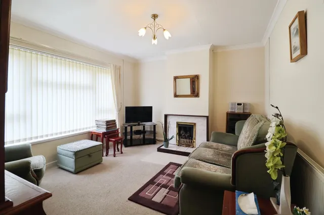 Beechley Drive, Cardiff, CF5, photo 3