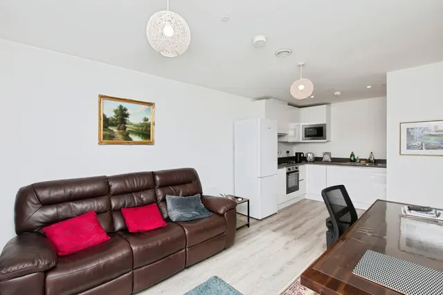 Bilsborrow Avenue, DE1, photo 2