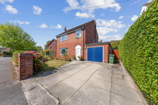 Delamere Avenue, Lowton, Warrington, Warrington, WA3 1LN, photo 1