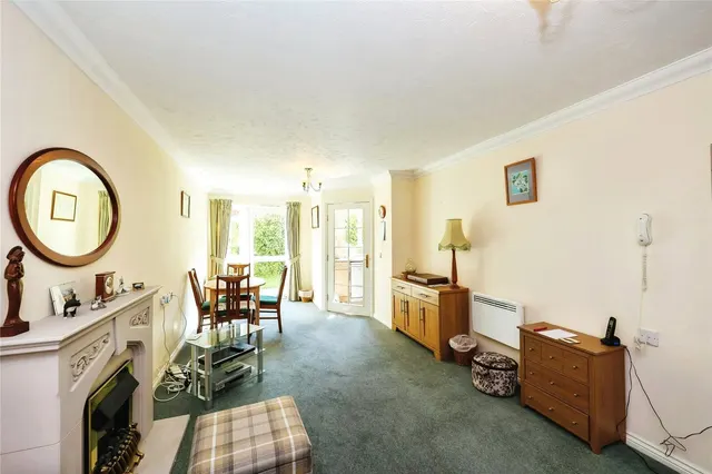 Padnell Road, Waterlooville, PO8, photo 3