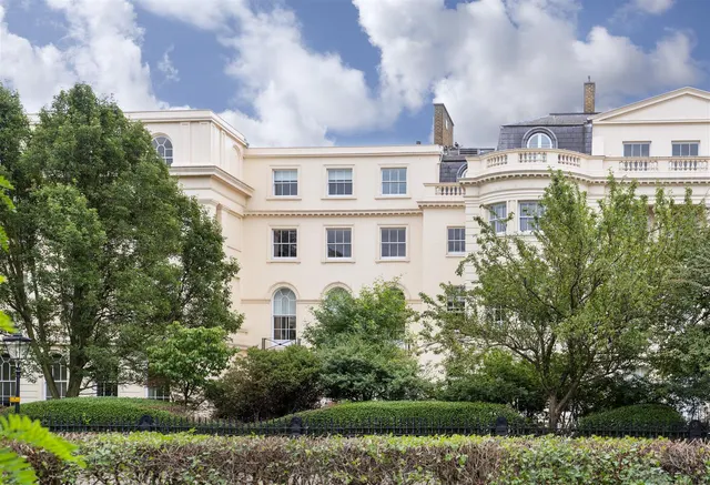 York Terrace West, Regent's Park, London, NW1 4QA, photo 1