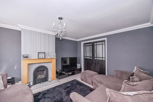 Littlegreen Avenue, Havant, PO9, photo 3