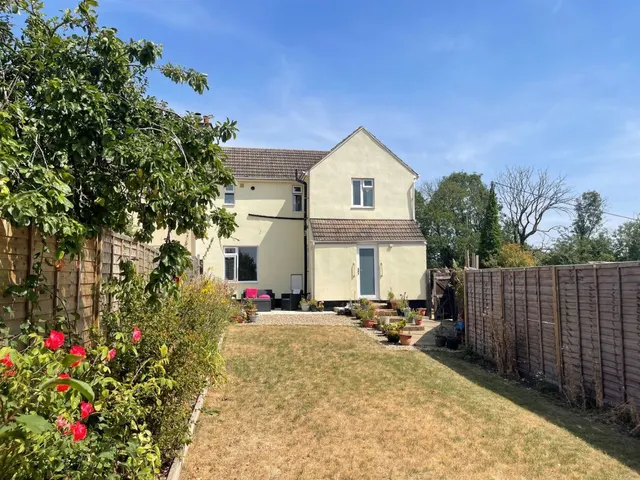 Ermine Street, Little Stukeley, PE28, photo 1