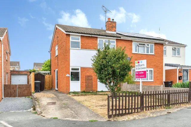 Langham Road, Raunds, photo 1