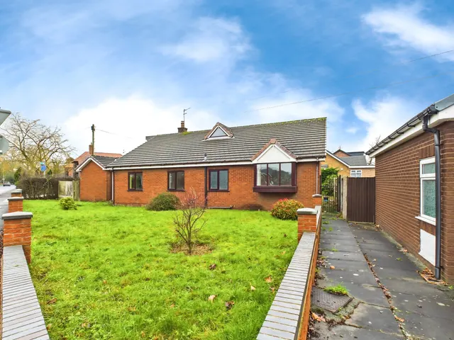 Church Lane, Eccleston, St Helens, WA10, photo 1