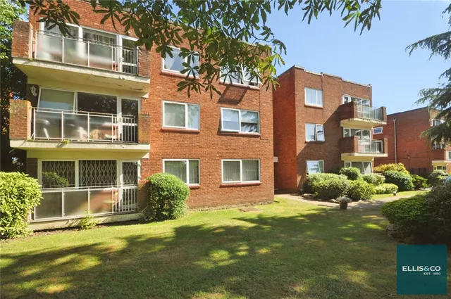 Hendon Lane, Finchley, N3, photo 2