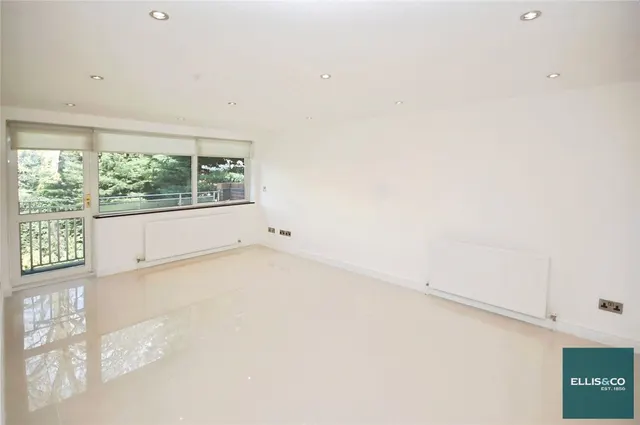 Hendon Lane, Finchley, N3, photo 3