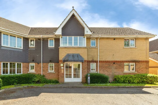Priestley Road, Stevenage, SG2, photo 3