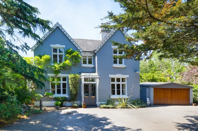 Hampton Road, Teddington, London, photo 1