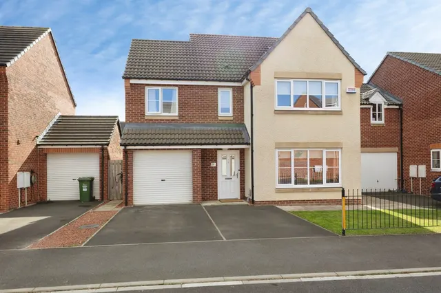 Sculptor Crescent, Stockton-On-Tees, TS18, photo 1