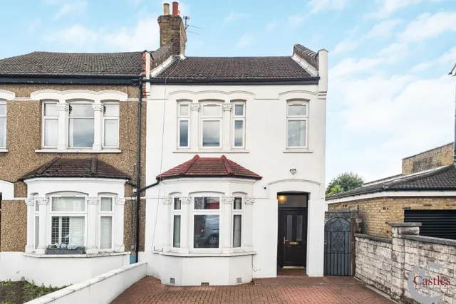 Southbury Road, Enfield, EN1, photo 1