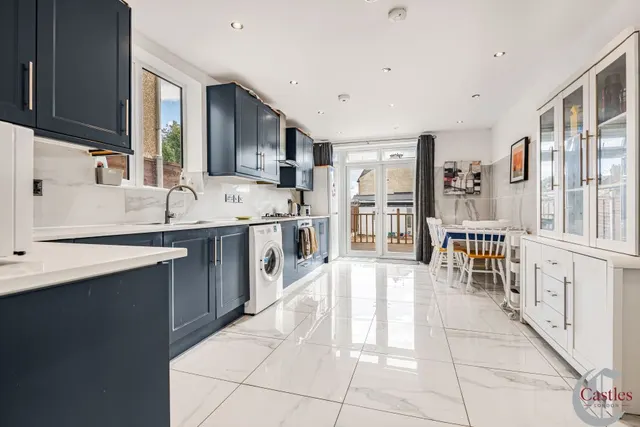 Southbury Road, Enfield, EN1, photo 2