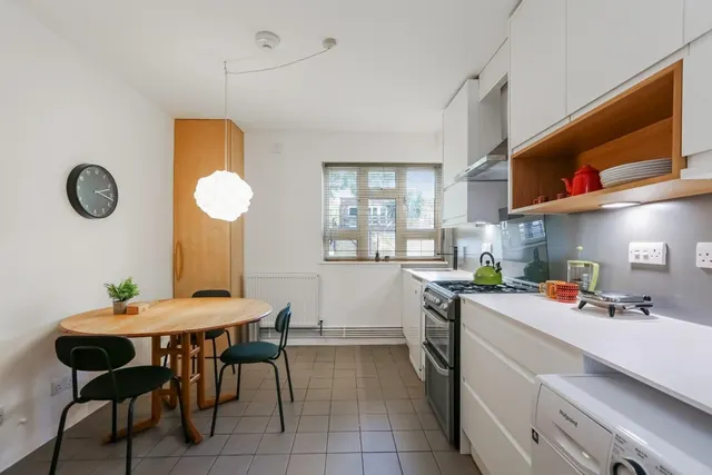 Gordon Grove, London, SE5, photo 3