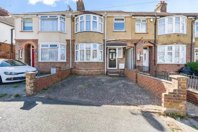 Harcourt Street, Luton, photo 1