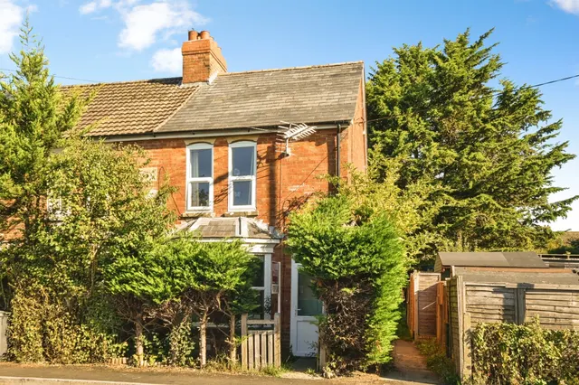 Andover Road, Ludgershall, SP11, photo 1
