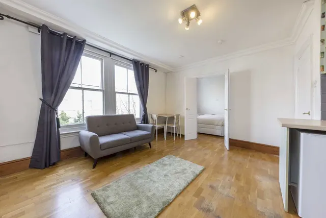 Sinclair Gardens, W14, photo 2