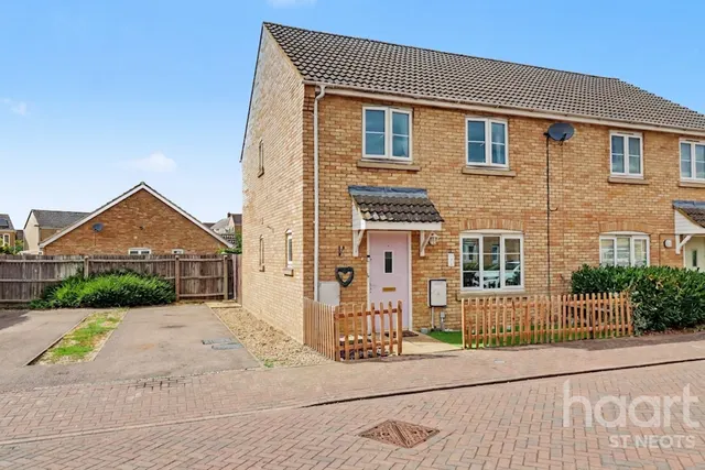 Wolff Close, Huntingdon, PE28, photo 1