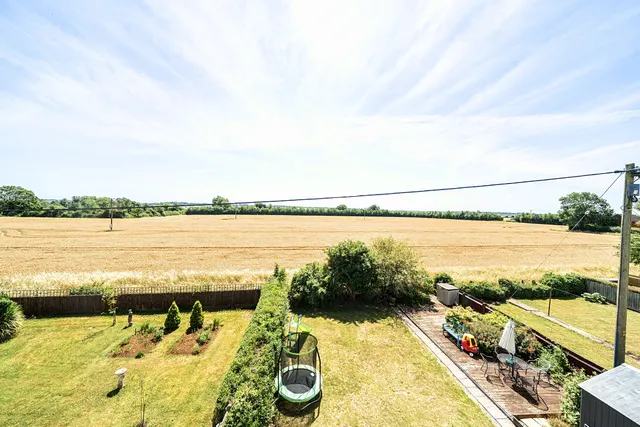 Photo 2 — The Paddocks, Deddington, OX15