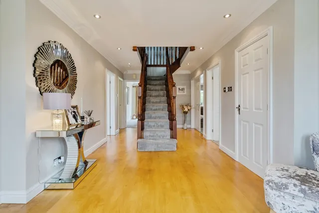 The Grange, Westhoughton, BL5, photo 3