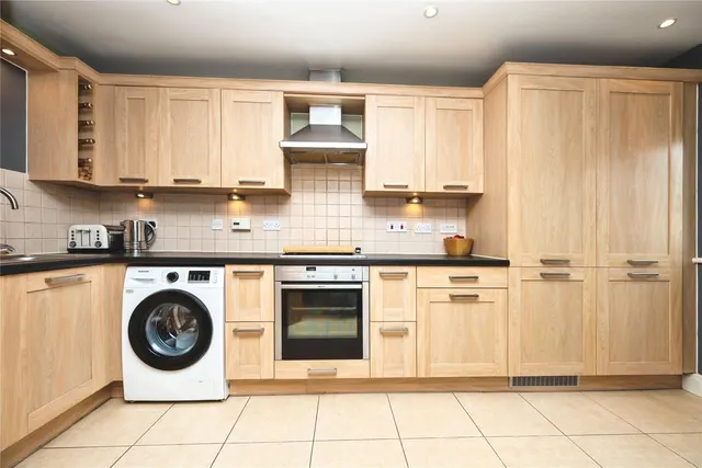 Brittain Lane, Warwick, CV34, photo 3