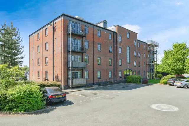 Elphins Drive, Warrington, Cheshire, WA4, photo 1