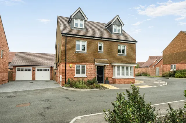 Skinner Drive, Wokingham, RG41, photo 1