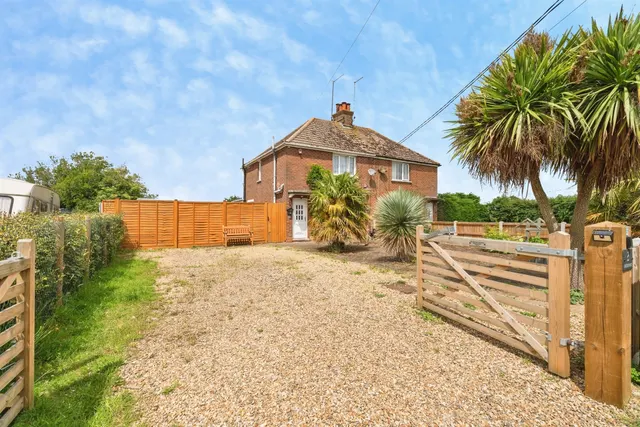 Pond End, West Rudham, King's Lynn, photo 1