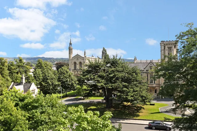 Montpellier Grove, Cheltenham, GL50, photo 1