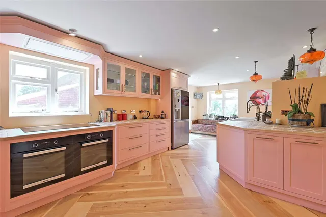 Photo 3 — Rosehill, Henley-on-Thames, Berkshire, RG9 3ED