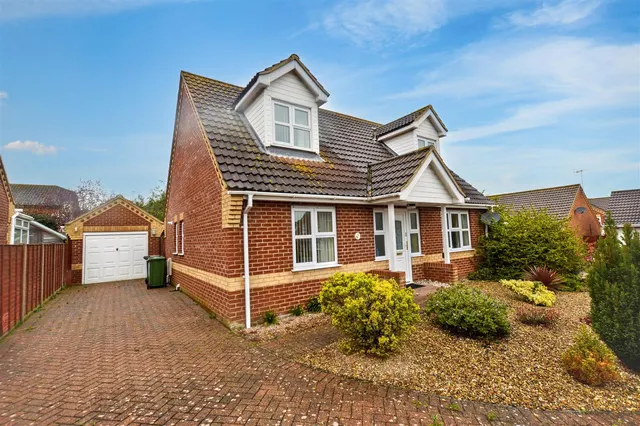 Shepherd Close, Sheringham, NR26, photo 1