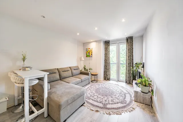 Roxborough Avenue, Harrow, HA1, photo 2