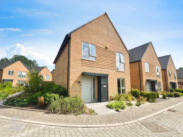 4 bedroom house — Loke Lane, Westhoughton, Bolton, BL5 3FR