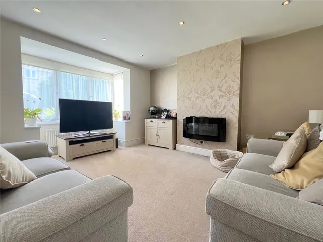 Woodlands Park, Haverfordwest, SA61, photo 2