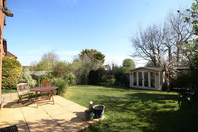 Polesden View, Bookham, KT23, photo 2