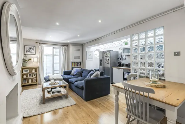 Furness Road, Fulham, London, SW6, photo 1