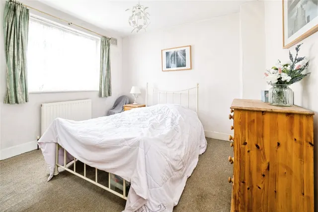 Photo 3 — Leader Avenue, Manor Park, London, E12