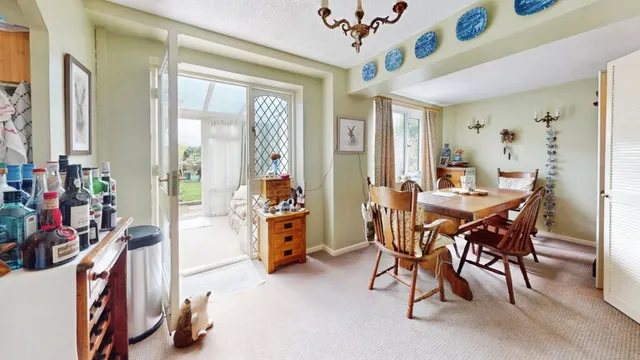 Up Hatherley, Cheltenham, GL51, photo 3