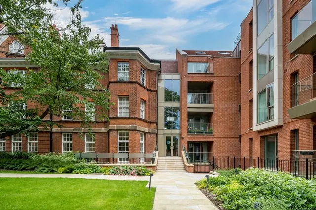 Kidderpore Avenue, Hampstead, London, photo 1