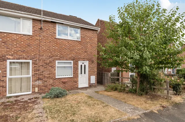 Haston Close, Hereford, Herefordshire, photo 1