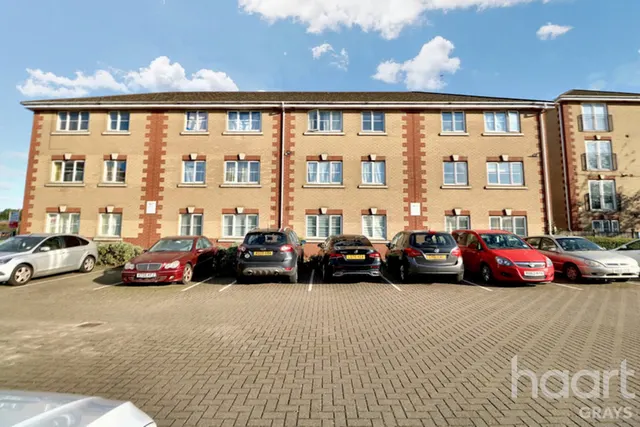 Dock Road, Tilbury, RM18, photo 2
