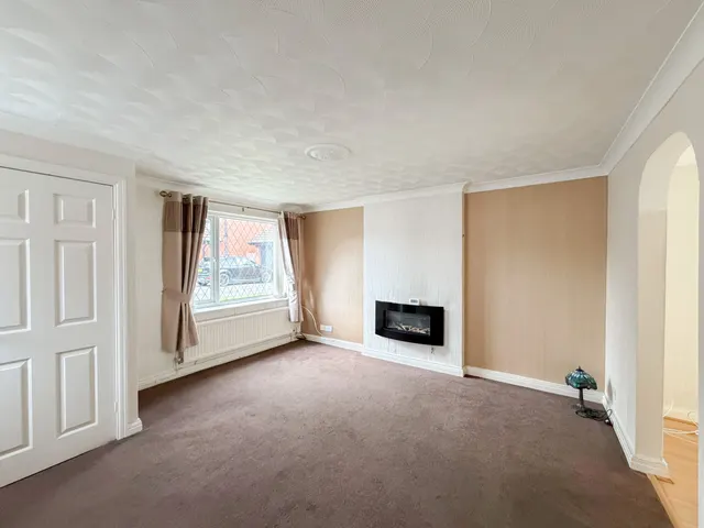 Photo 2 — Shirebrook Drive, Radcliffe, M26