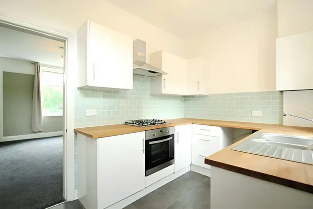 Photo 2 — Troy Road, Morley, LS27