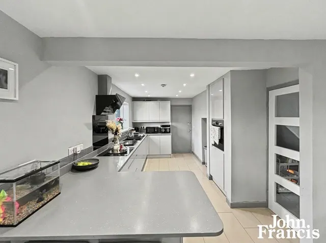 Bryngwenllian, Whitland, SA34, photo 2