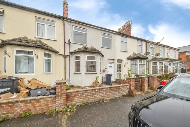 Manor Road, Harwich, CO12, photo 1