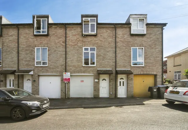 Fairfield Hill, Stowmarket, photo 1