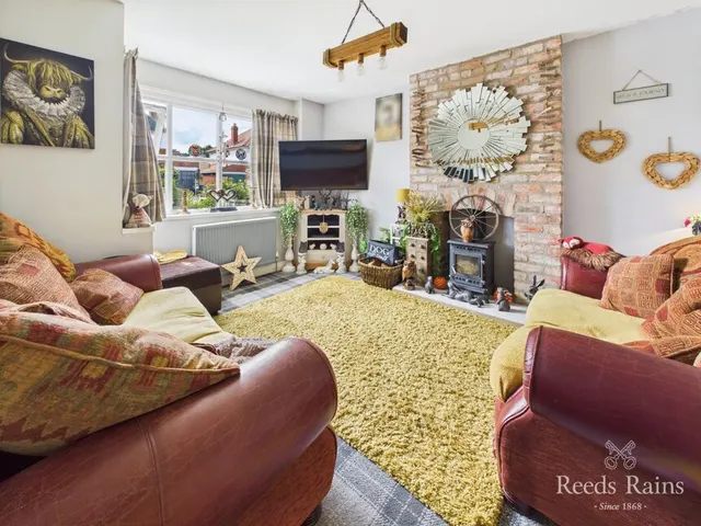 Greylands Park Avenue, Scarborough, YO12, photo 3