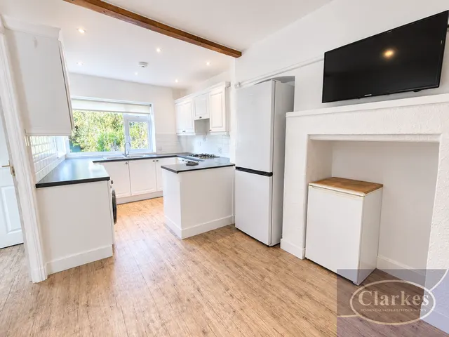 Evelyn Road, Bournemouth, photo 2