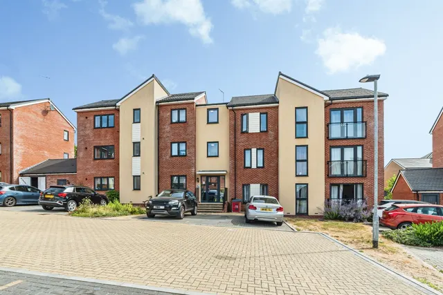 Wantage Place, Basingstoke, photo 1