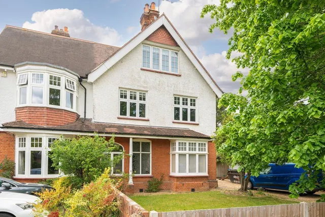 Mayfield Road, Weybridge, KT13, photo 1